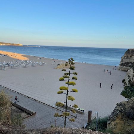 No More Snow, 300 M From The Beach, King Size Bed, Fast Wi-Fi Portimao Luaran gambar